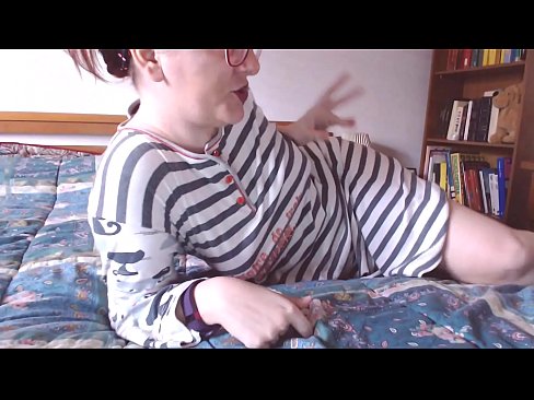 ❤️ Leve este grande galo preto na boca, pequeno escravo Porno vídeo em nós ☑